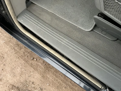 USED 2009 CHRYSLER TOWN AND COUNTRY
