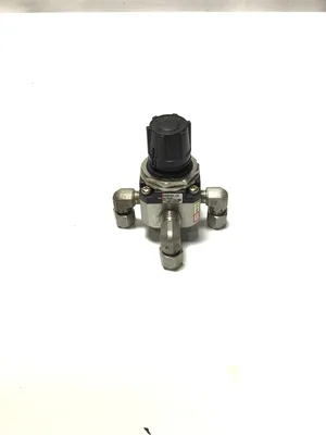 SMC SRH3101-01 Pneumatic Regulator Valve 0.01-0.2 MPa