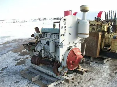 USED WAUKESHA 6 CYLINDER NATURAL GAS ENGINE
