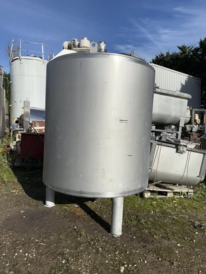 4,000L S/S Enclosed Mixing Tank 1.1 kw