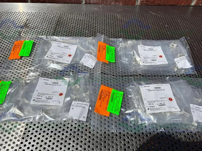 Used BOX OF 4 - SARTORIUS STEDIM FBP101949 FEMALE MPC SEALING CAP (PC) Valves/Fittings California US | Equipment Lab #488579