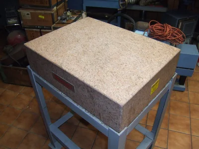 Starrett Crystal Pink Granite Inspection Table - 18" x 24"