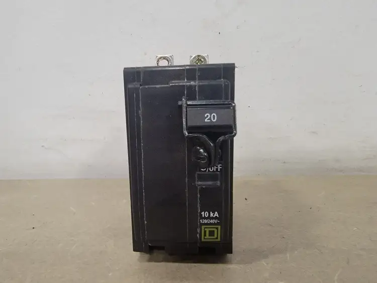 Used SQUARE D QOB220 Switchgears British Columbia CA | Lenmark #367186