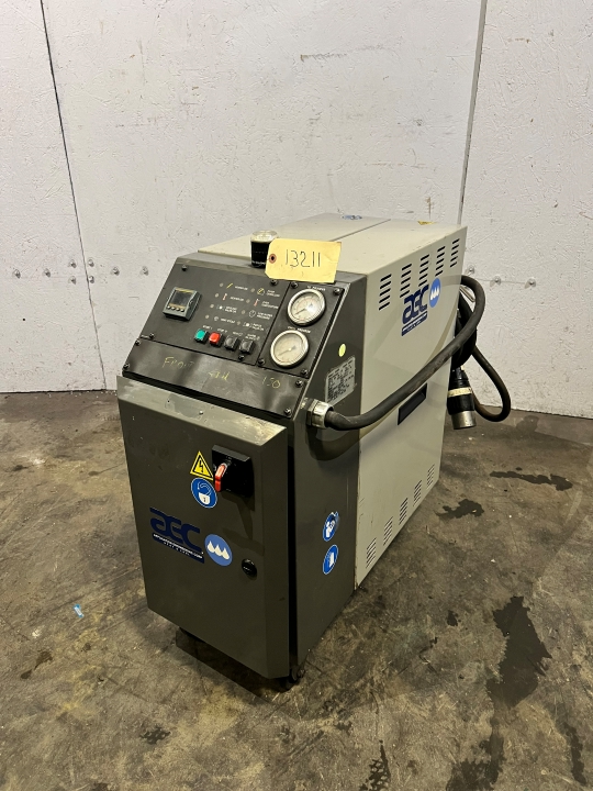 Used 2013 AEC TCU500 Temperature Controls Massachusetts US | Hunter Plastics #788020