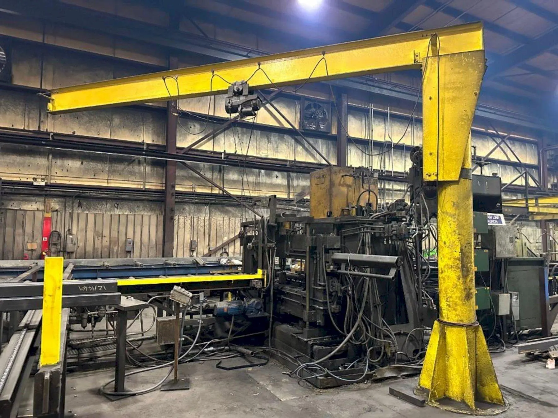 500 LB X 16' X 12' FREE STANDING JIB CRANE: STOCK #22902
