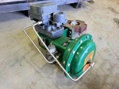 USED FISHER CONTROLS 8560
