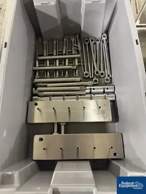 Used Cozzoli Cozzoli Syringe Filling, Plugging & Closing System Aseptic Fillers Ohio US | Federal Equipment Company #1512718
