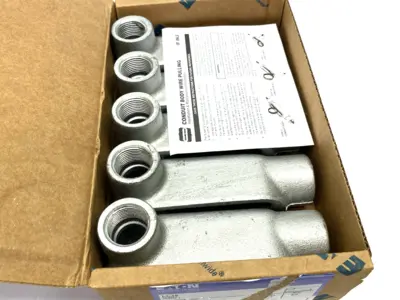 New | in-Stock Eaton Crouse-Hinds Condulet Form 8 Conduit Outlet Body LL Shape 3/4" 5-PACK Electrical Fittings Michigan US | Maverick Industrial Sales #1509693