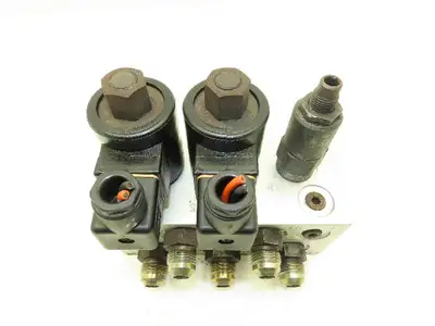 PowerBoss Minuteman SW/62U Hydraulic Solenoid Valve & Manifold Eaton 6130262001