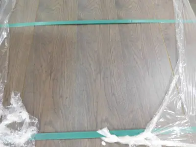 Full Pallet of Laminate Flooring – Mohawk Brand