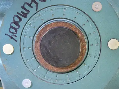 USED SEW-EURODRIVE SAF67DT100LS4