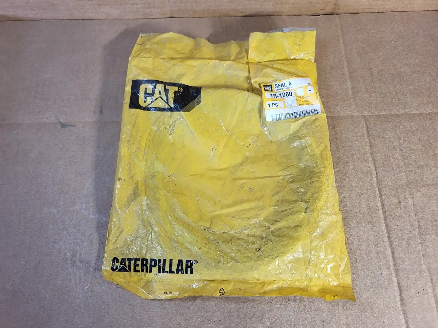 NEW CATERPILLAR 1R-1060