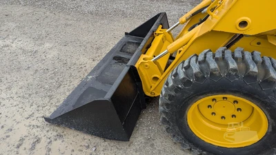 USED 2003 DEERE 270 II