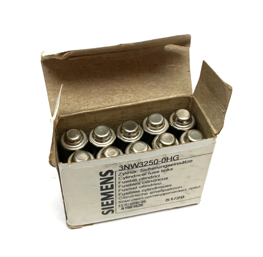 USED SIEMENS SENTRON CYLINDRICAL FUSE, SLOW-BLOW, 25A