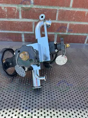 USED 4 ITT PURE FLO STAINLESS STEEL DIAPHRAGM VALVE W/ 1/2" - 1 1/2 SANITARY FITTINGS