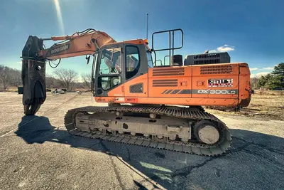 Used 2014 DOOSAN DX300LC-5 Excavators Louisiana US | Proxy Equipment #1388561