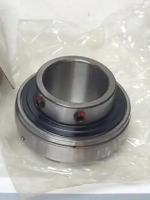 New | in-Stock PEER UC209-28 Bearings | Surplus Asset Holdings #1196564