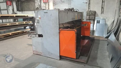 Used 1990 PIESOK CNTA 3150/6,3A Power Squaring Shears (Inch) SK | F.M.T. Group s.r.o. #1253227
