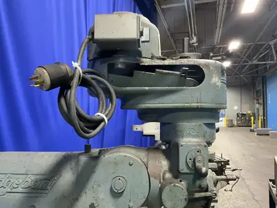 Used BRIDGEPORT 0379 Vertical Mills Ohio US | HGR 24 #1314146