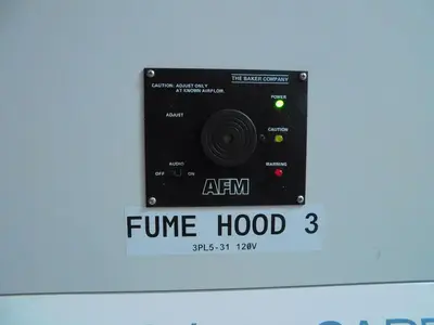 Used THE BAKER COMPANY SG403A Fume Hoods Texas US | Aucto #1307012