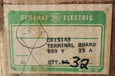 General Eletric CR151A5 Terminal Board 600V 25A. box with 32. Loc4D30