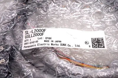 NEW PANASONIC SUNX SL-L2000F CONNECTOR CABLE SLL2000F