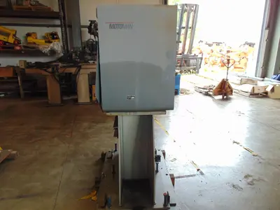 USED YASKAWA MOTOMAN MH-3000