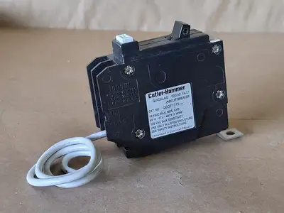 USED EATON QBGF1015