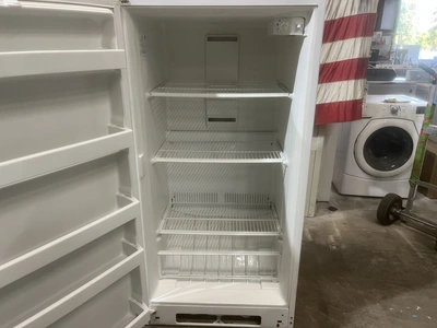 Used MAYTAG FREEZER Freezers Michigan US | Miedema Asset Management Group #1340949