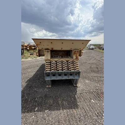 Used CARRIER _UNKNOWN_ Vibratory Feeders Nebraska US | Savona Equipment LTD #1393603