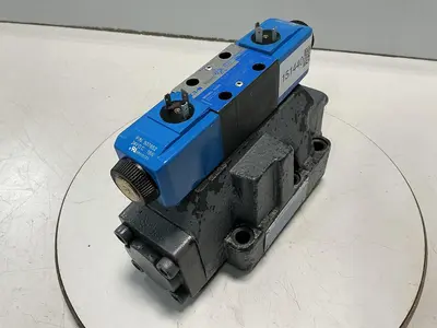 USED VICKERS DG4V-3-6C-M-U-HL7-60