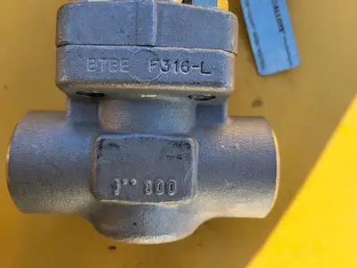 USED DSI VALVES API 602
