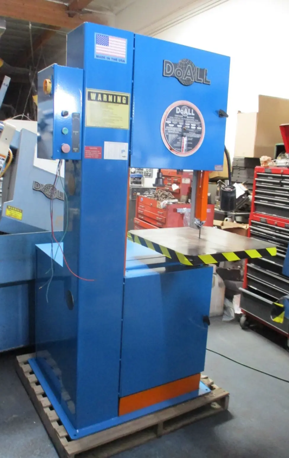 20" DoAll, vertical countour bandsaw, variable speed