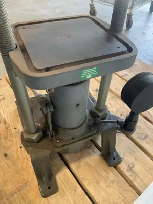 Used Carver 7585656587557776678686968 Miscellaneous Laboratory Equipment California US | Amiron Machinery #1266094