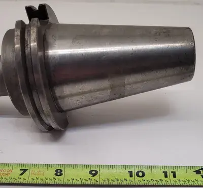 USED UNIVERSAL ENGINEERING 912587