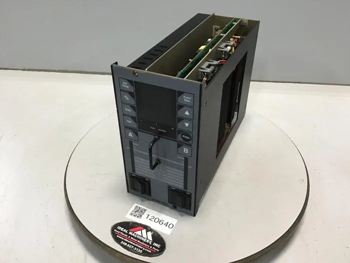 USED HUSKY 9152