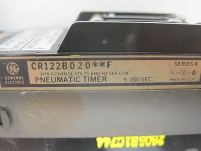New General Electric CR122B020**F Pneumatic Timer with Instantaneous Contact