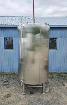 Used 2641 Gallon Insulated Tank, 304 Stainless Steel