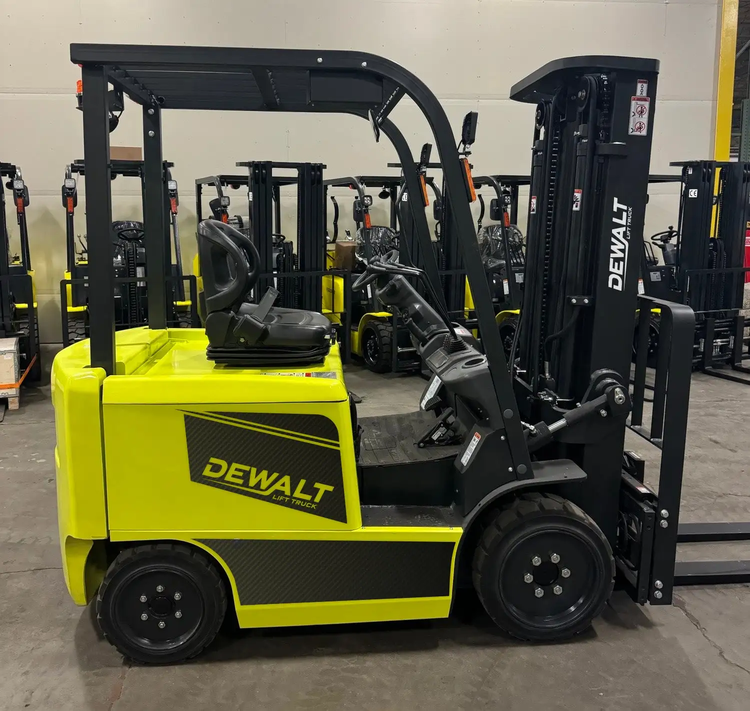 Used 2026 Dewalt Lift Truck DEC4-25 4-Wheel Sit down Electric Counterbalance Forklifts New York US | United Lift #1446815
