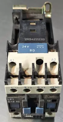 Telemecanique LP1 D1210 Contactor LP1D1210 w/ LA4 DA 1U loc4B12