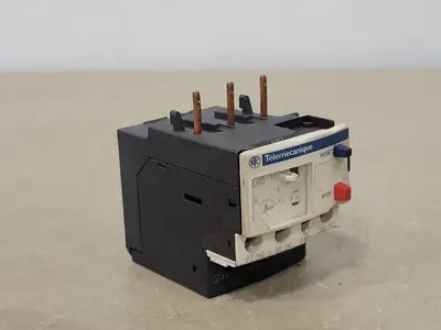 USED SCHNEIDER ELECTRIC LRD 16
