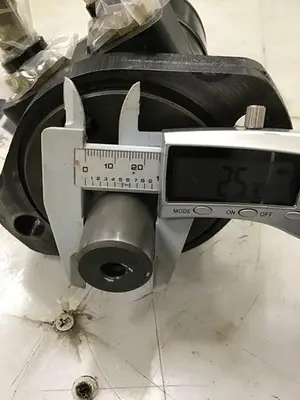 USED CHAR LYNN 101 2169 009