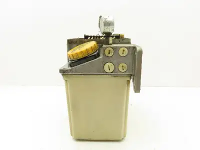 Vogel Lubrication Oil Pump 6 Liter Tank No Cover No Tag Central Lubrication