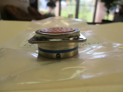 NEW Amphenol JMS27508E20F41A