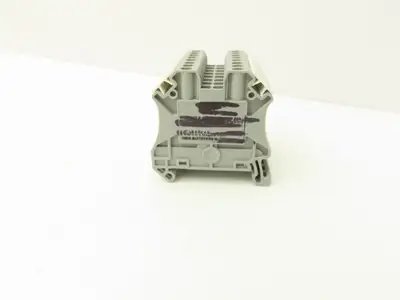 Eaton UT 2.5 Feed-Through Terminal Block Gray 2.5mm² IEC 60947-7-1  Lot of 349
