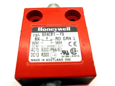 NEW HONEYWELL 924CE1-T9 LIMIT SWITCH 70726-90 924CE1T9