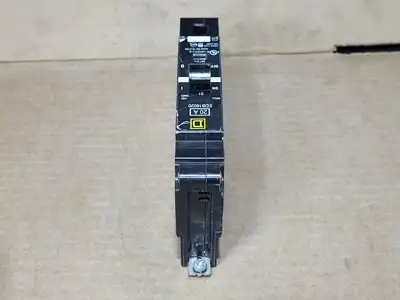 Used SCHNEIDER EDB16020 Switchgears British Columbia CA | Lenmark #1438481