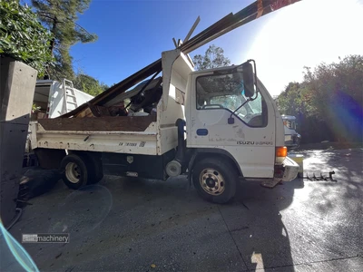 Used 1997 ISUZU NPR Dump trucks California US | Lillo Machinery #1403762