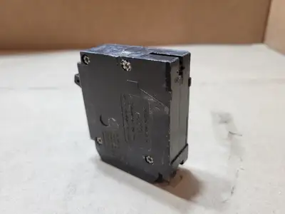 Used CUTLER-HAMMER BR2020 Circuit Breakers British Columbia CA | Lenmark #1488970