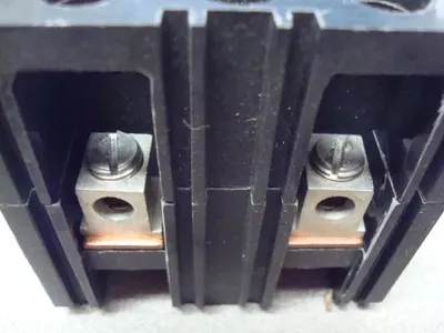 Square D FAL260151202J 15 Amp Industrial Circuit Breaker 600VAC 2 Pole Used